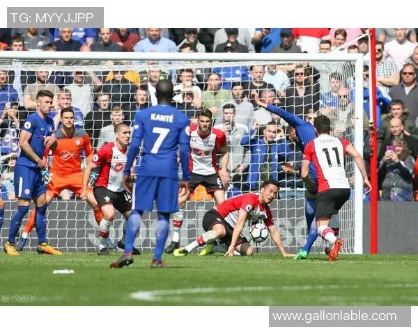 索肖与尼姆历史交锋回顾及两队发展历程分析